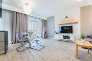 Апартаменты Apartamenty Sun & Snow Gdynia Altus Гдыня Апартаменты с балконом-19